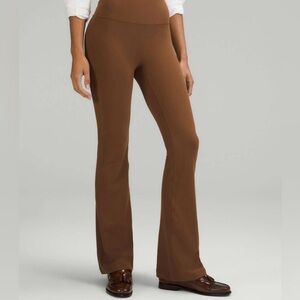 Lululemon Groove Super-High-Rise Flared Pant *Nulu Size 14